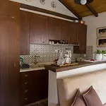 Апартаменты Tasos House *