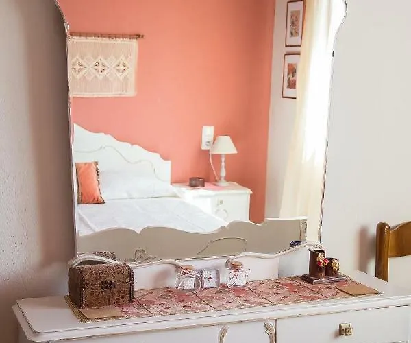 Tasos House * カランバカ